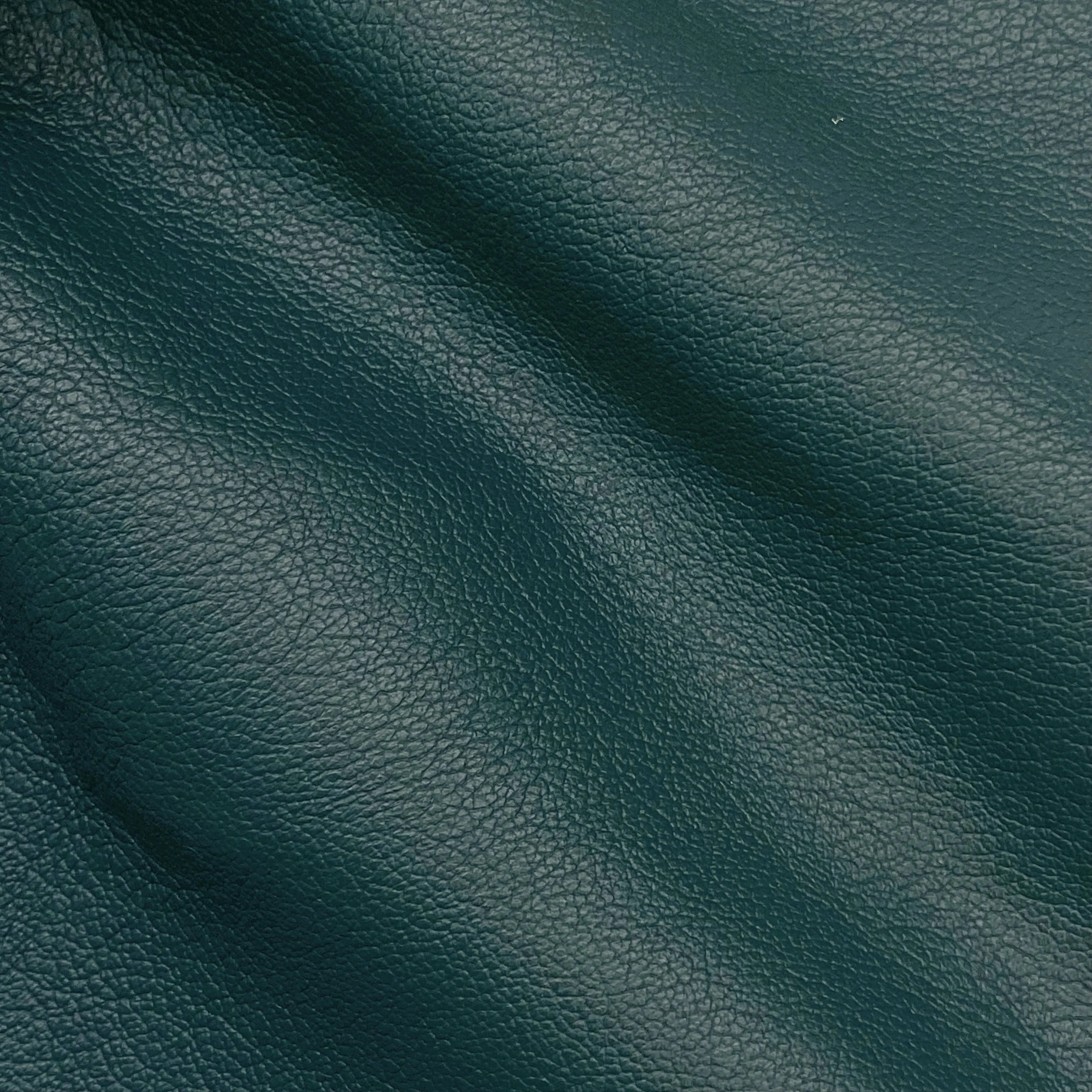 3oz (1.4mm) Cow Leather - Aquamarine (per square foot)