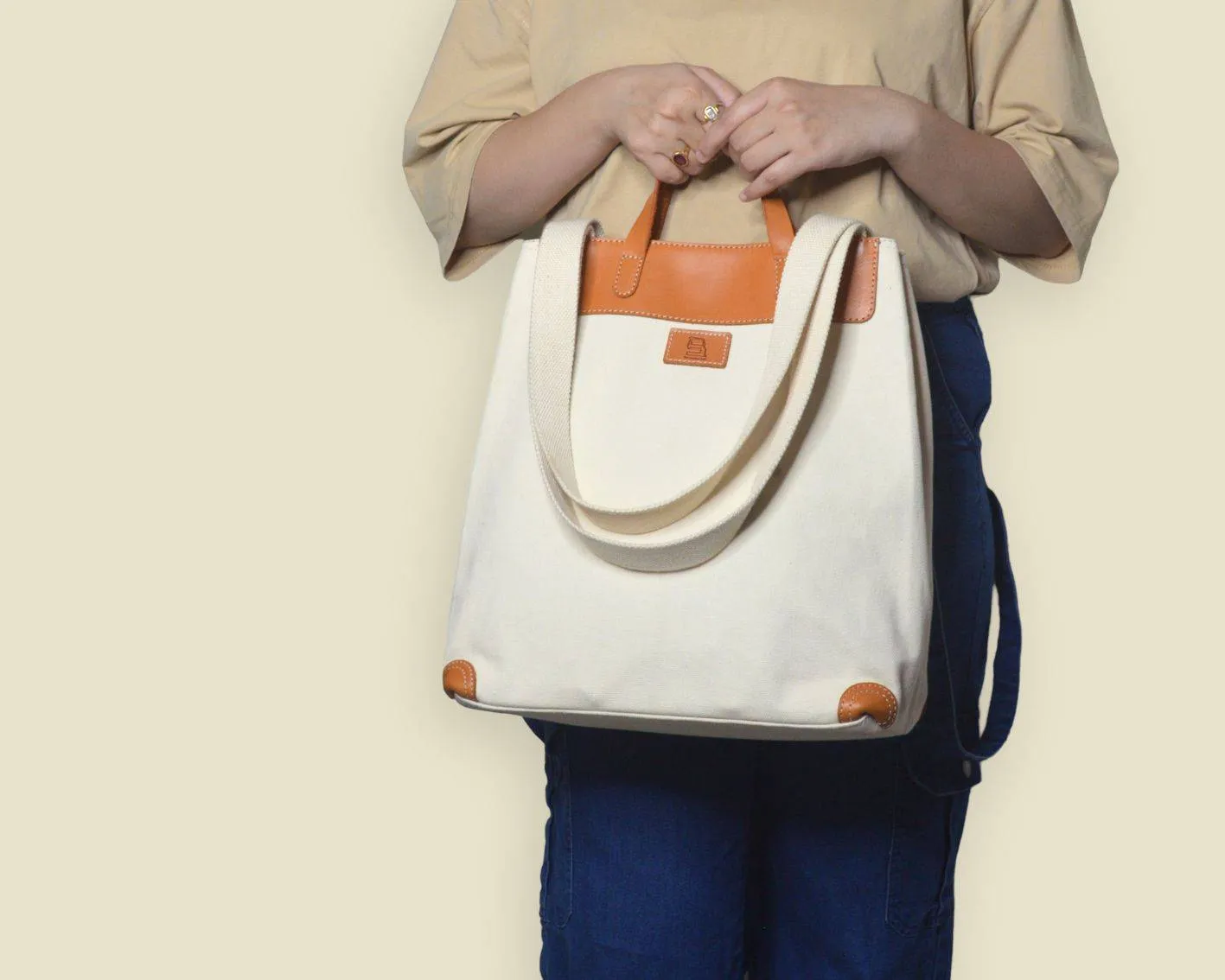 All Day Tote - Canvas   Leather