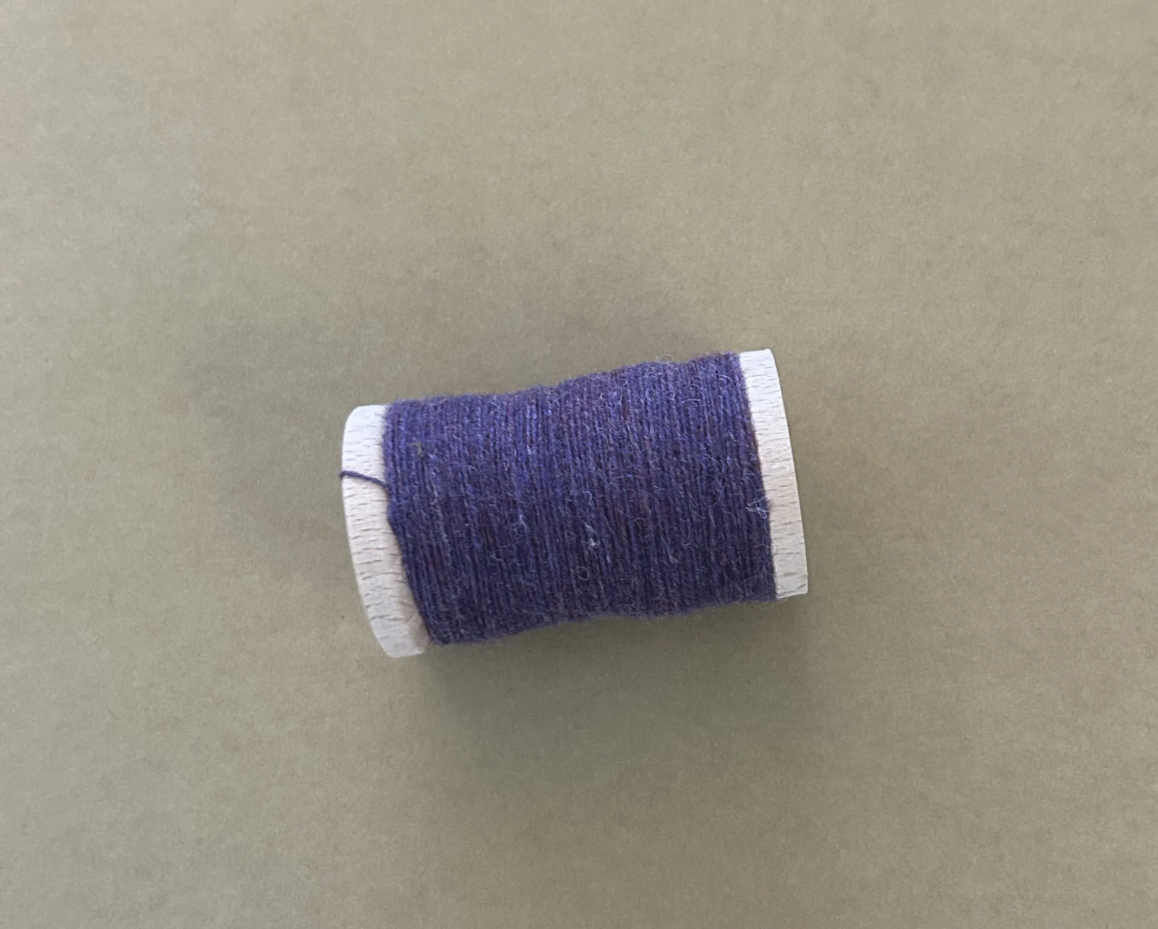 ELECTRIC VIOLET Hand Dyed Fat QUARTER Wool Fabric for Wool Applique and Rug Hooking