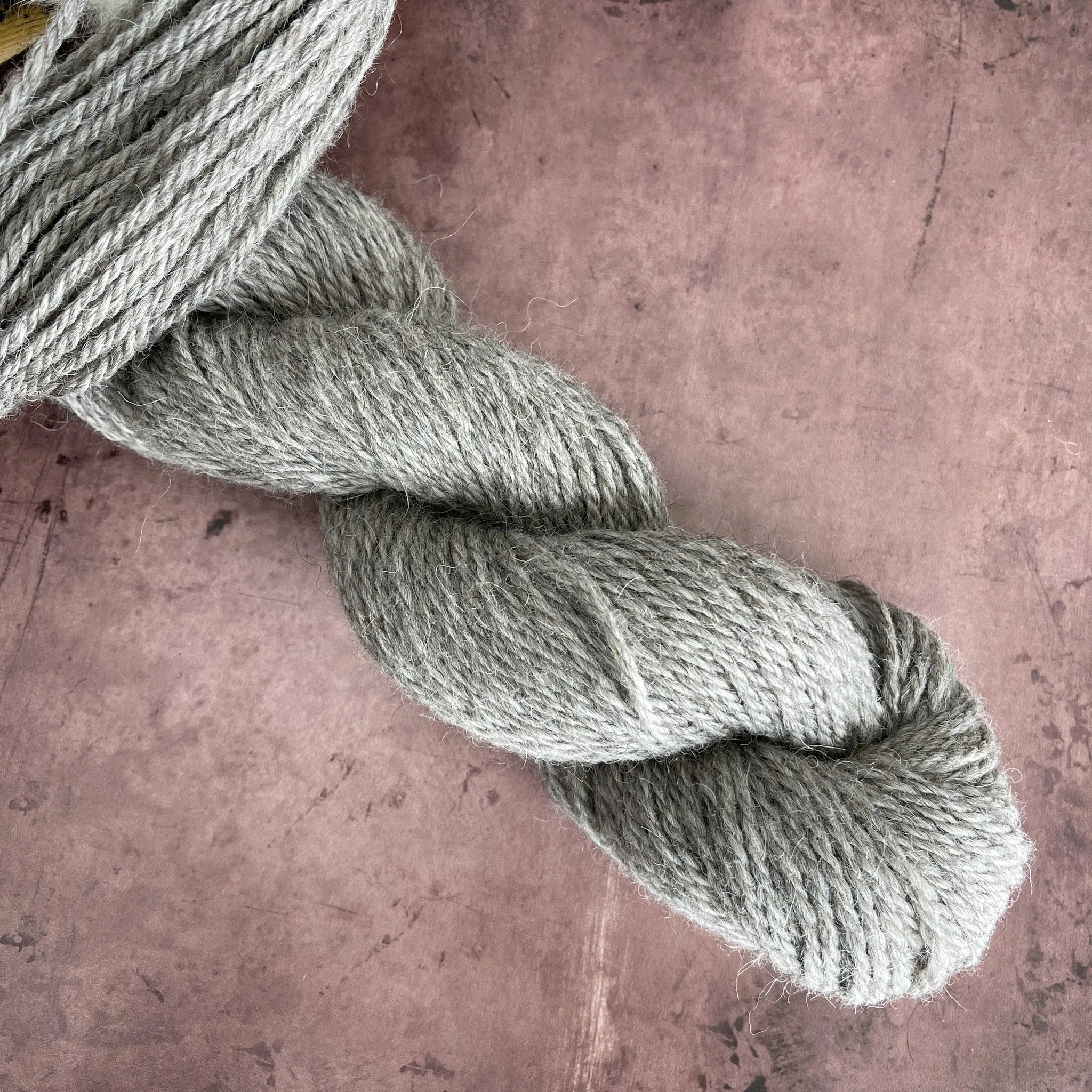 Gray Bulky Weight Lamb Wool Yarn 3-Ply 115 yards Icelandic Lamb Wool Yarn Montana