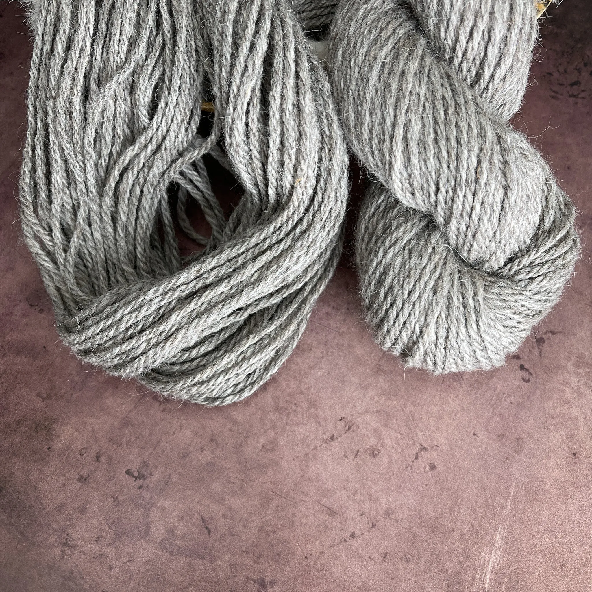 Gray Bulky Weight Lamb Wool Yarn 3-Ply 115 yards Icelandic Lamb Wool Yarn Montana