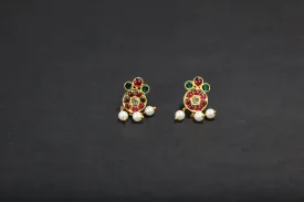 Naadira Studs