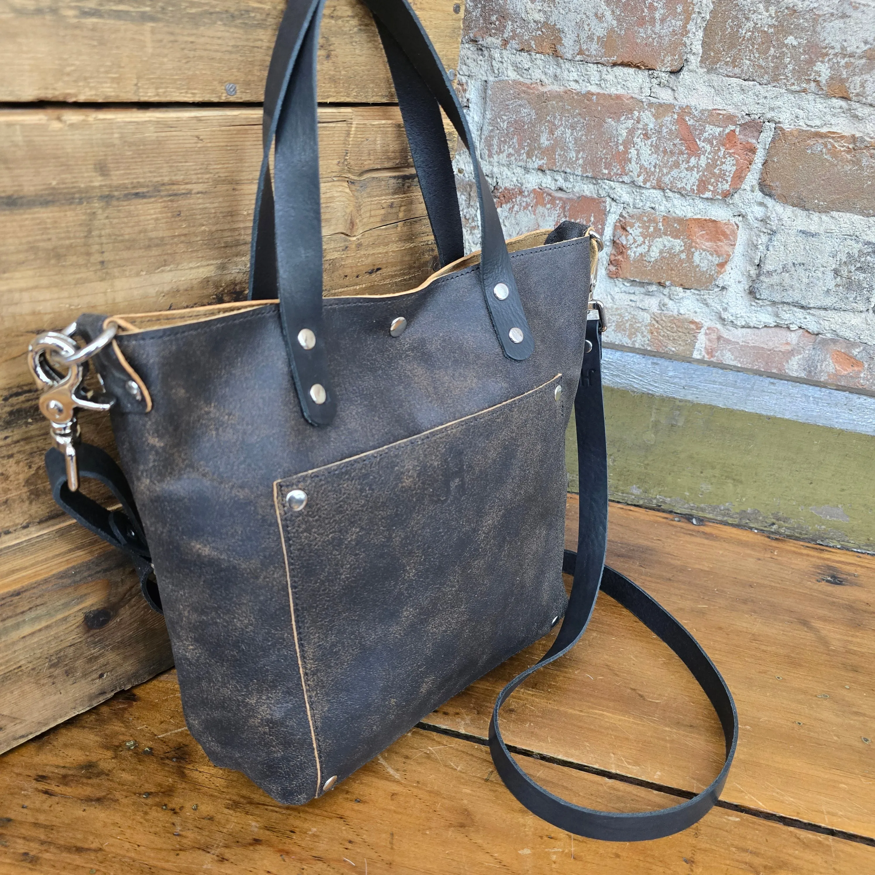 Shorty Tote - Black & Tan